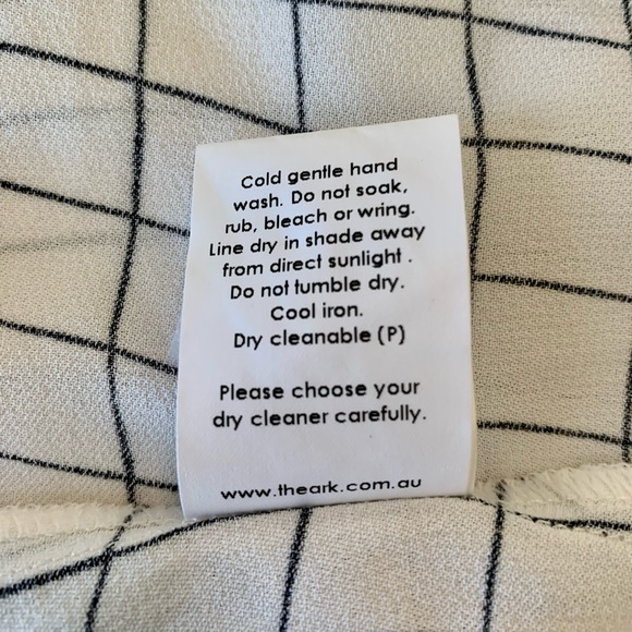 THE ARK 3 PIECE BLACK & WHITE PANTS ENSEMBLE - Picture 15 of 16